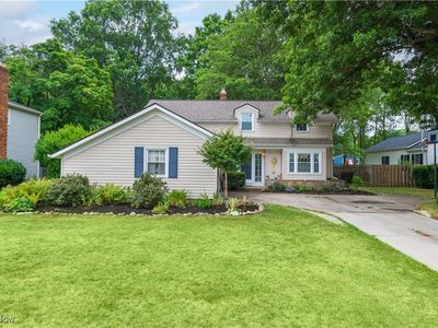 2000 Berkeley Dr, Westlake, OH, 44145