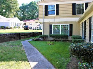 1302 Surrey Ln SW, Marietta, GA 30008