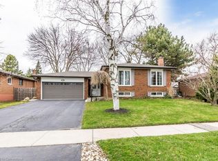 19 Niska Dr, Hamilton, ON