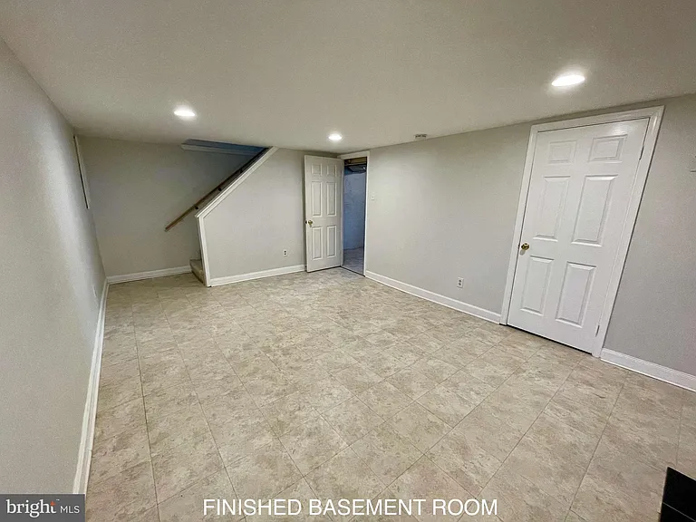 5528 Johnson Ave — Photo 17