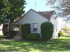 1st image of 529 S Farwell Ave