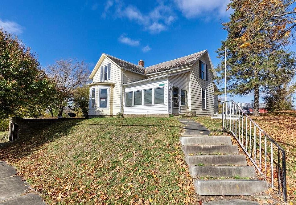 1st image of 7576 Main St