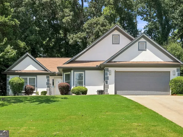 300 Leigh Kay Dr, Lawrenceville, GA 30046