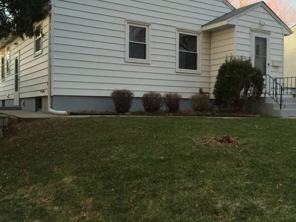 2095 Conway St, Saint Paul, MN 55119