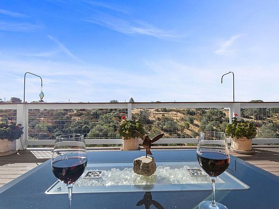 2nd image of 3235 Hagen Rd