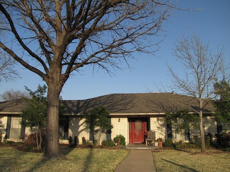 1st image of 306 N Yale Blvd