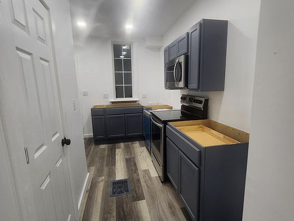 5th image of 2137 Penn St