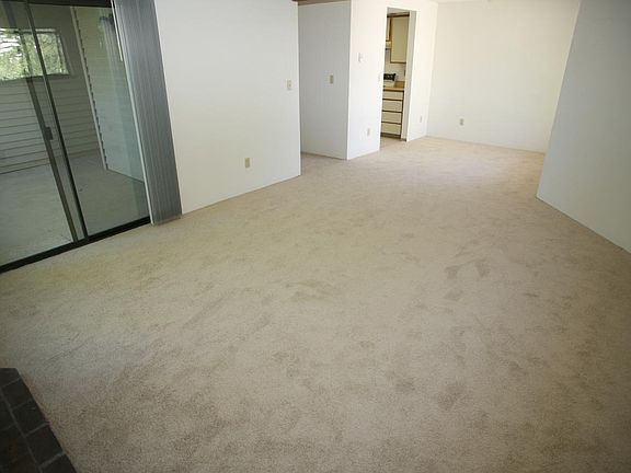 2nd image of 22027 6th Ave S APT 301
