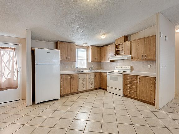 2nd image of 2709 E Birchwood Ave