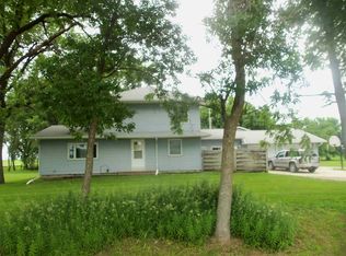 20042 290th St, Mason City, IA 50401