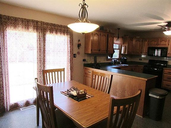 5th image of 3452 Laverne Dr