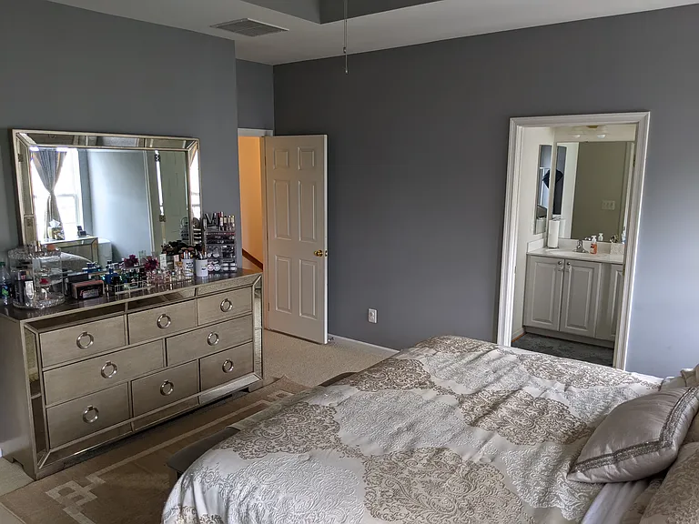 2209 Potomac Club Pkwy — Photo 32