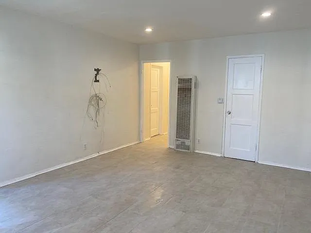 7004 1/2 Hazeltine Ave #4 — Photo 12