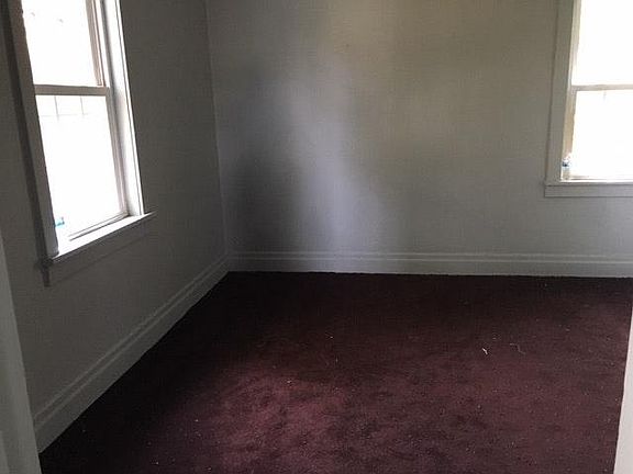 bedroom upstairs