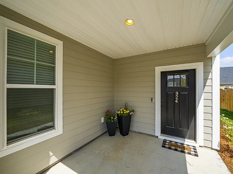 924 Windchase Way — Photo 47