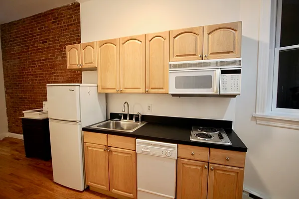 Rented by Corcoran | media 5