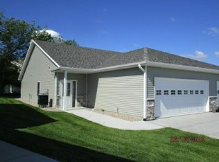 287 Langworthy Ln, Seward, NE 68434