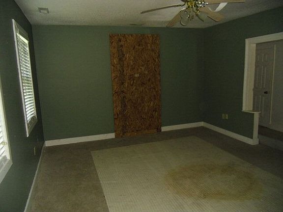 3rd image of 409 Atlantic Ave