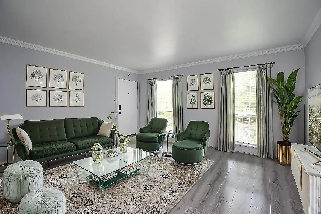 1 bed, 1.0 bath, 744 sqft, $1,350 — Photo 1
