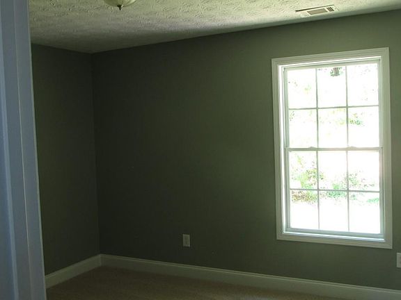 5th image of 4560 Briarwood Dr