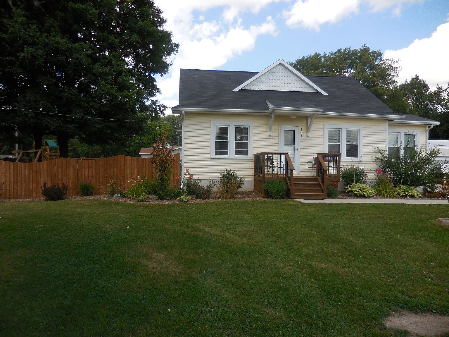 1801 E Willoughby Rd, Holt, MI 48842 Zillow