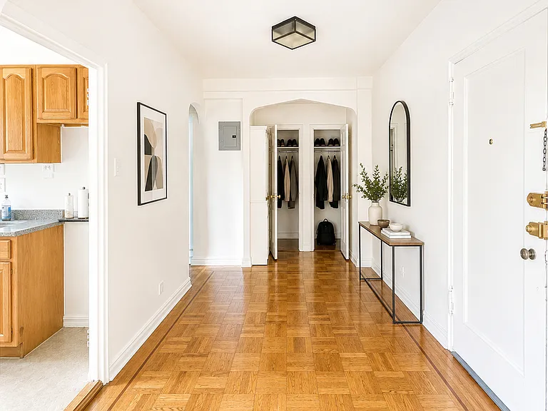 1 Tennis Ct #5F — Photo 3