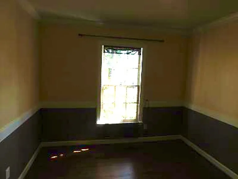 2905 Mandy Ln — Photo 13