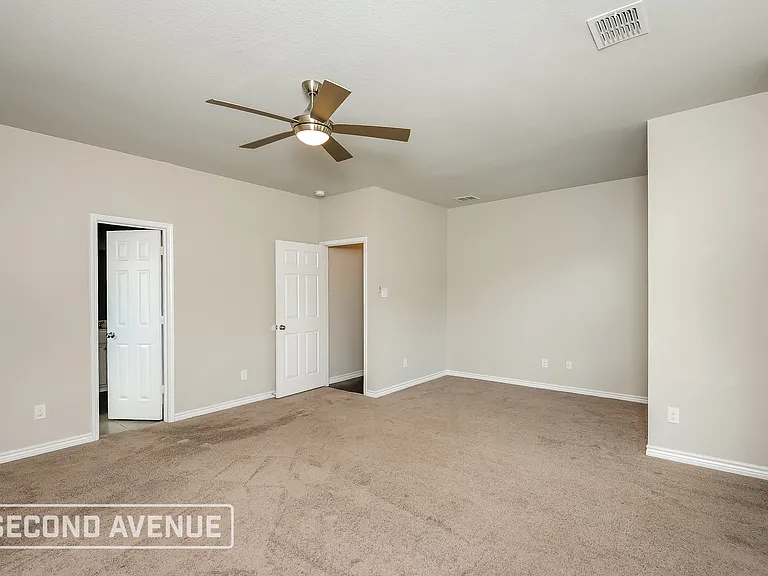 2109 Lorrie Ln — Photo 14