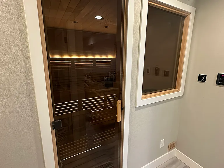 356 Pascal St — Photo 12
