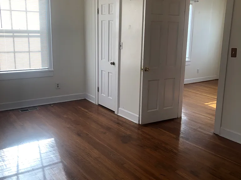 609 Rome Park — Photo 29