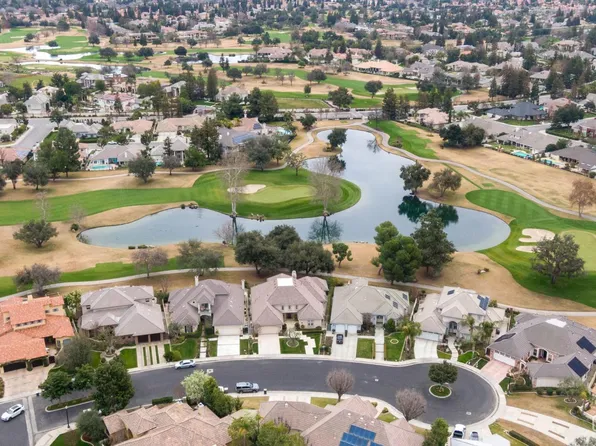 2112 Wedgemont Pl, Bakersfield, CA 93311