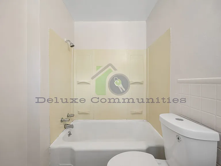 801 Prospect Ave SE — Photo 14
