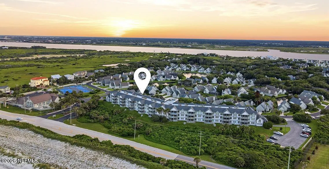 110 Ocean Hollow Ln — Photo 1