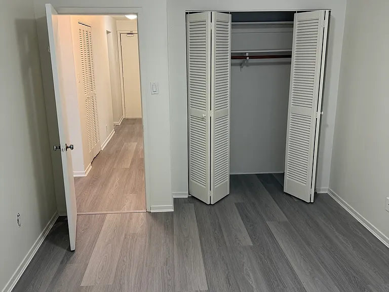 1046 W 13th Ave #105 — Photo 9