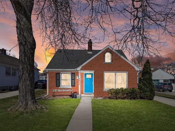7502 West Meinecke AVENUE, Wauwatosa, WI 53213