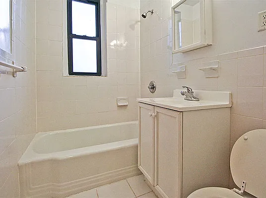 Rented by SW Queens Mezzanine | media 16