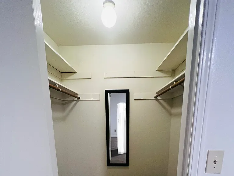 901 Russell Ave #115 — Photo 12