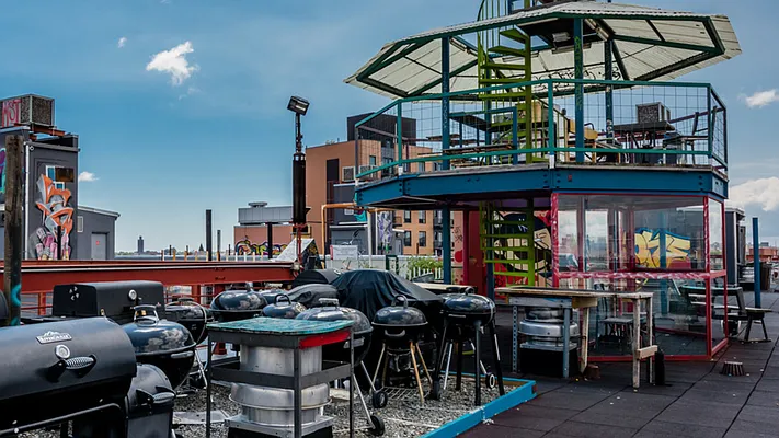 Rented by Nooklyn NYC LLC | media 124