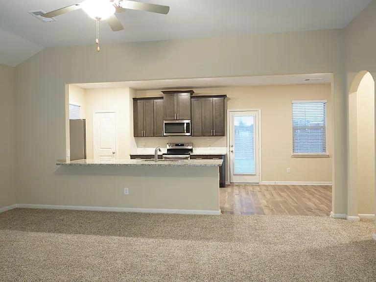 1823 Dahlia Way — Photo 13