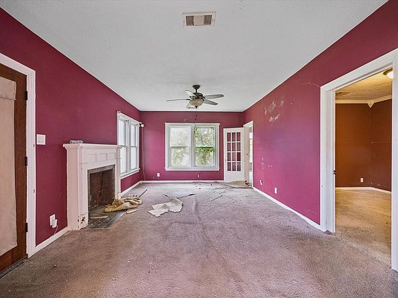 2nd image of 3416 Wichita St