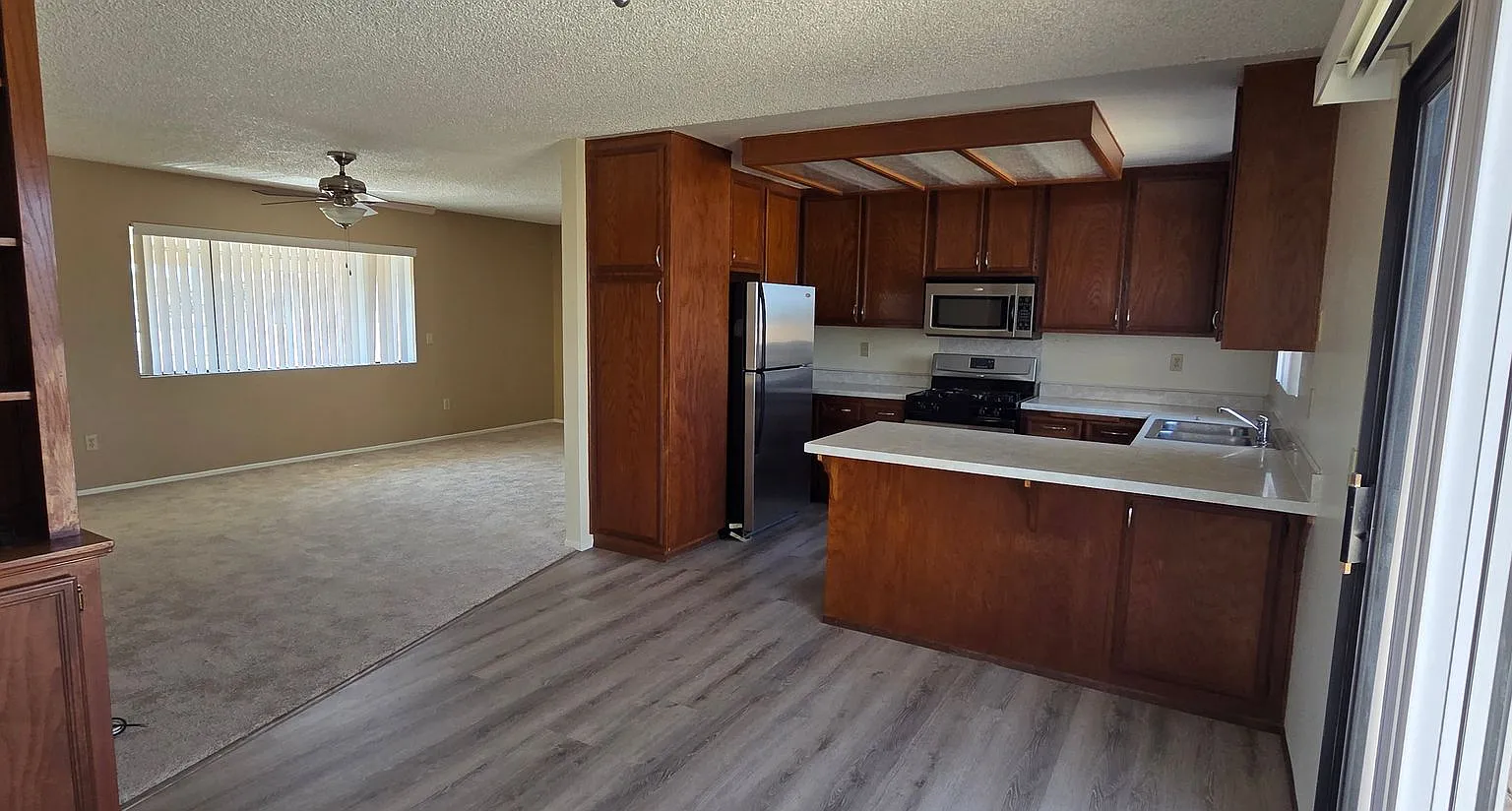 2-Bed, 1-Bath w/1-Car Garage, Fenced Yard — Photo 1