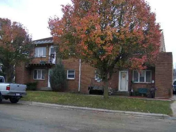 519 W 11th St, Rock Falls, IL 61071