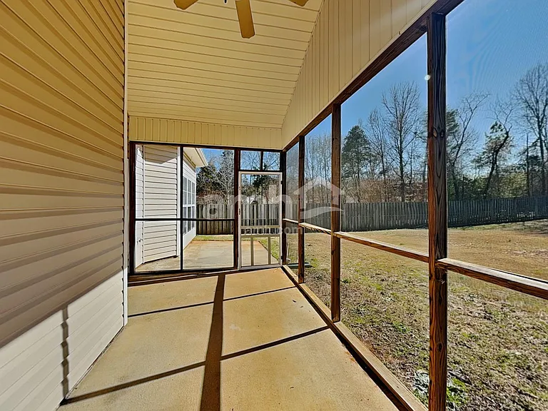 808 Bindon Ln — Photo 23