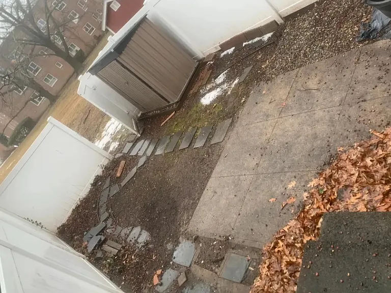 195th Ln — Photo 1