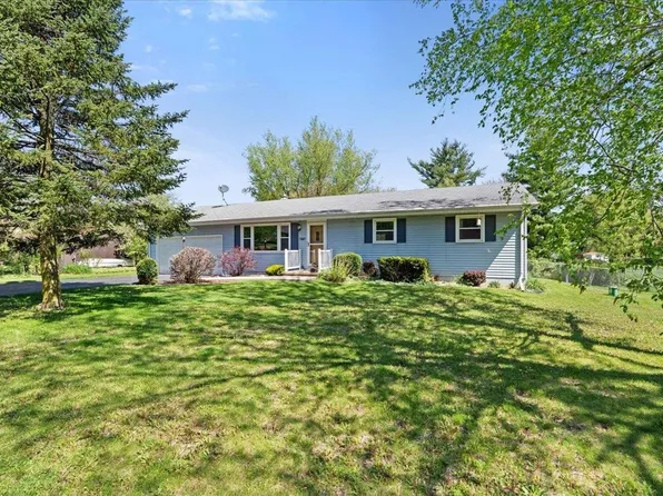 3232 Rising Sun Rd, Sun Prairie, WI 53590