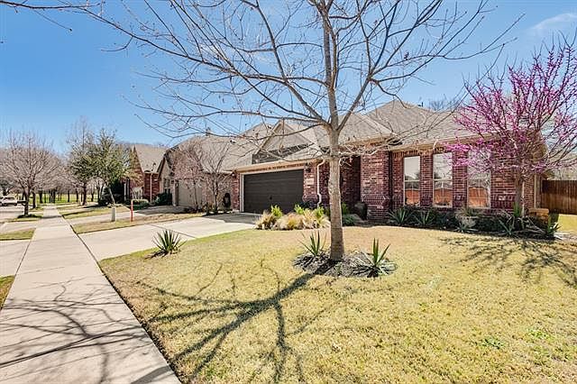 1st image of 9913 Rolling Hills Dr