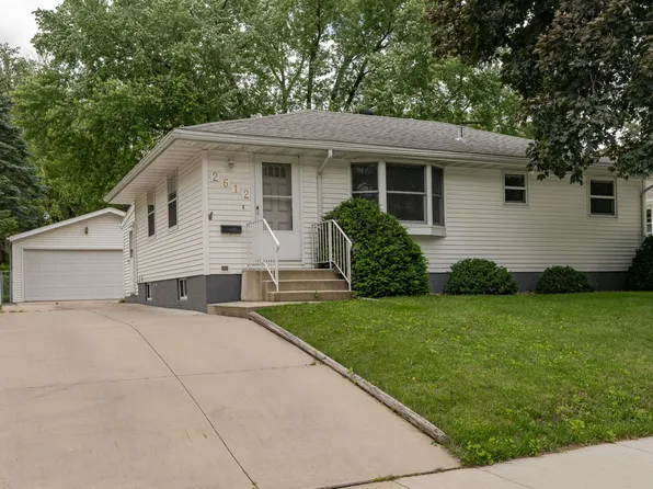 2612 13th Ave NW, Rochester, MN 55901