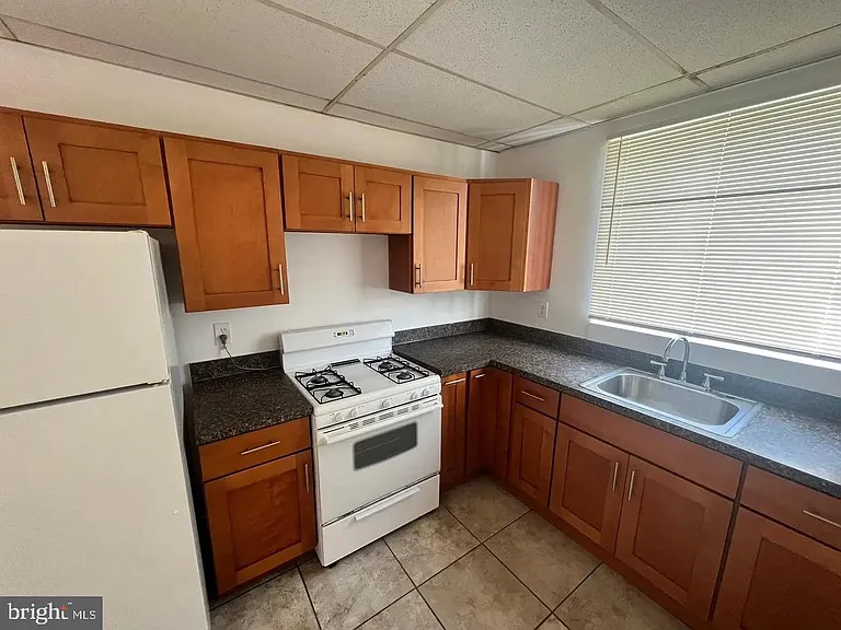 32 E Browning Rd #2 — Photo 3