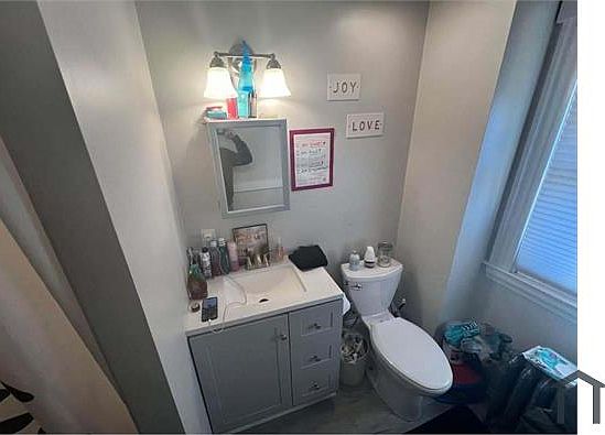 2nd image of 4 Harrison Ave #3