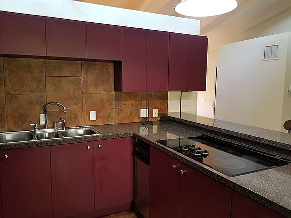 3rd image of 500 N Jefferson Ave APT D6